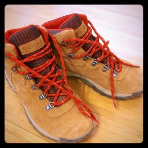 Columbia Hiking Shoes - size 7 1/2
